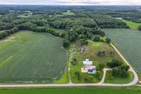 E2290 Flaata Road, Iola, WI 54945