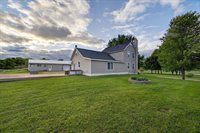 E2290 Flaata Road, Iola, WI 54945