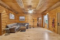 E2290 Flaata Road, Iola, WI 54945