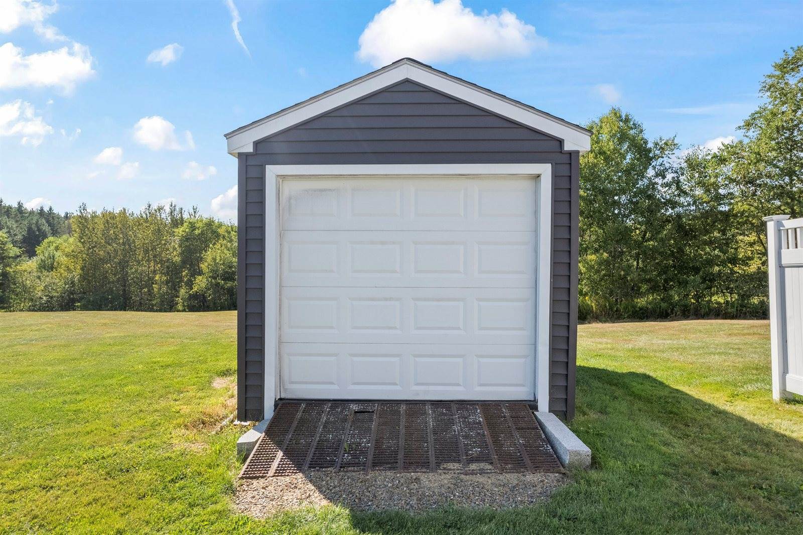 29 Foster Avenue, Hampden, ME 04444