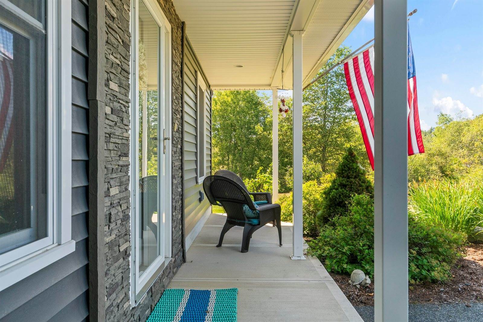 29 Foster Avenue, Hampden, ME 04444