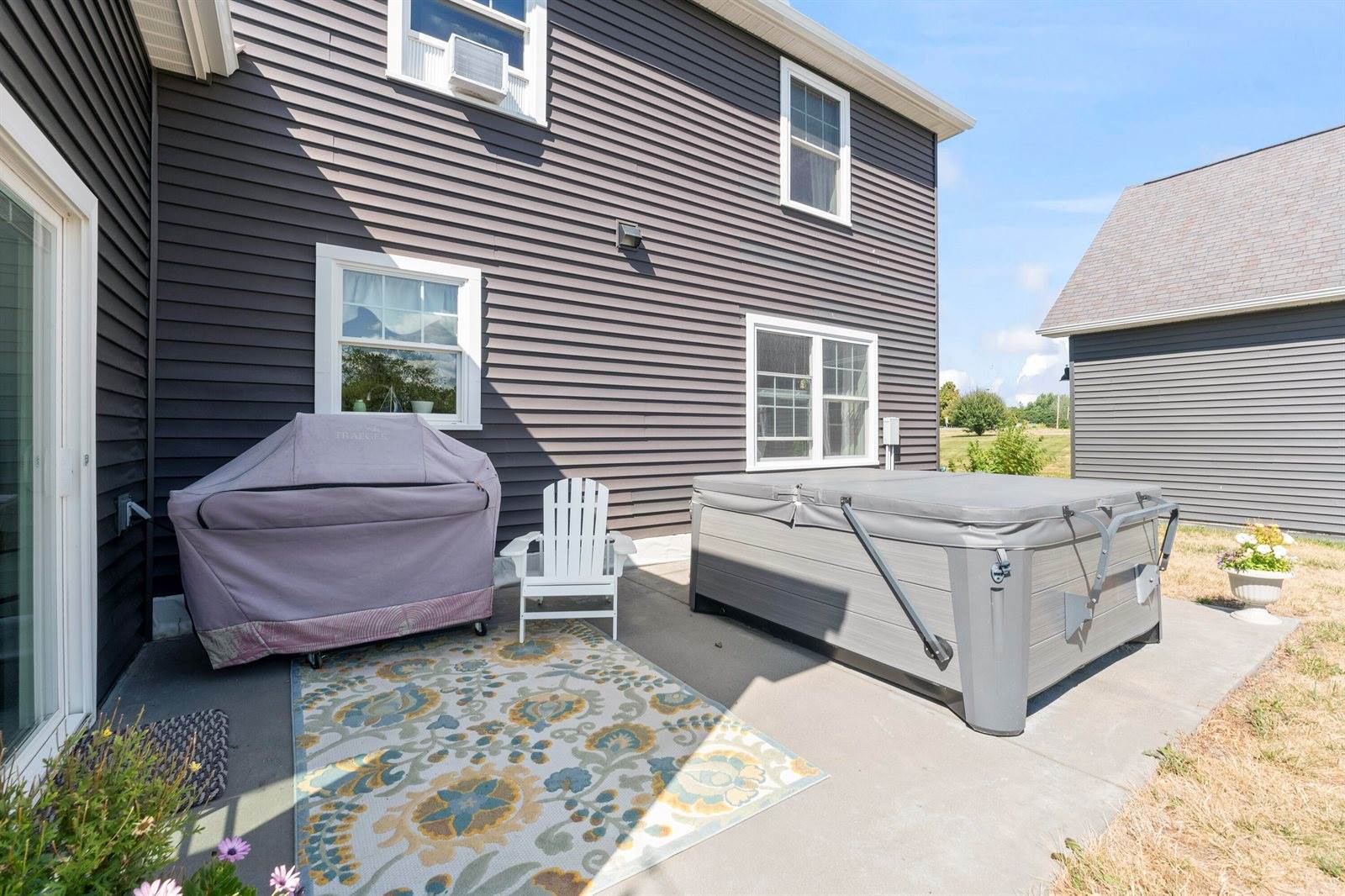 29 Foster Avenue, Hampden, ME 04444