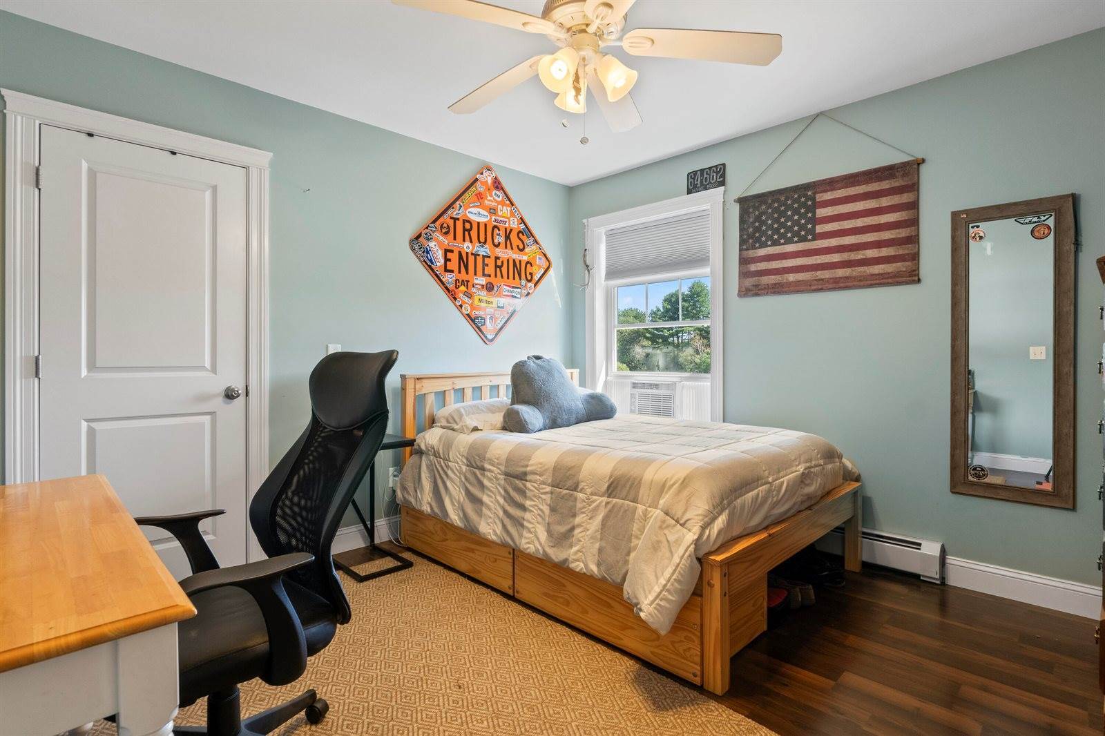 29 Foster Avenue, Hampden, ME 04444