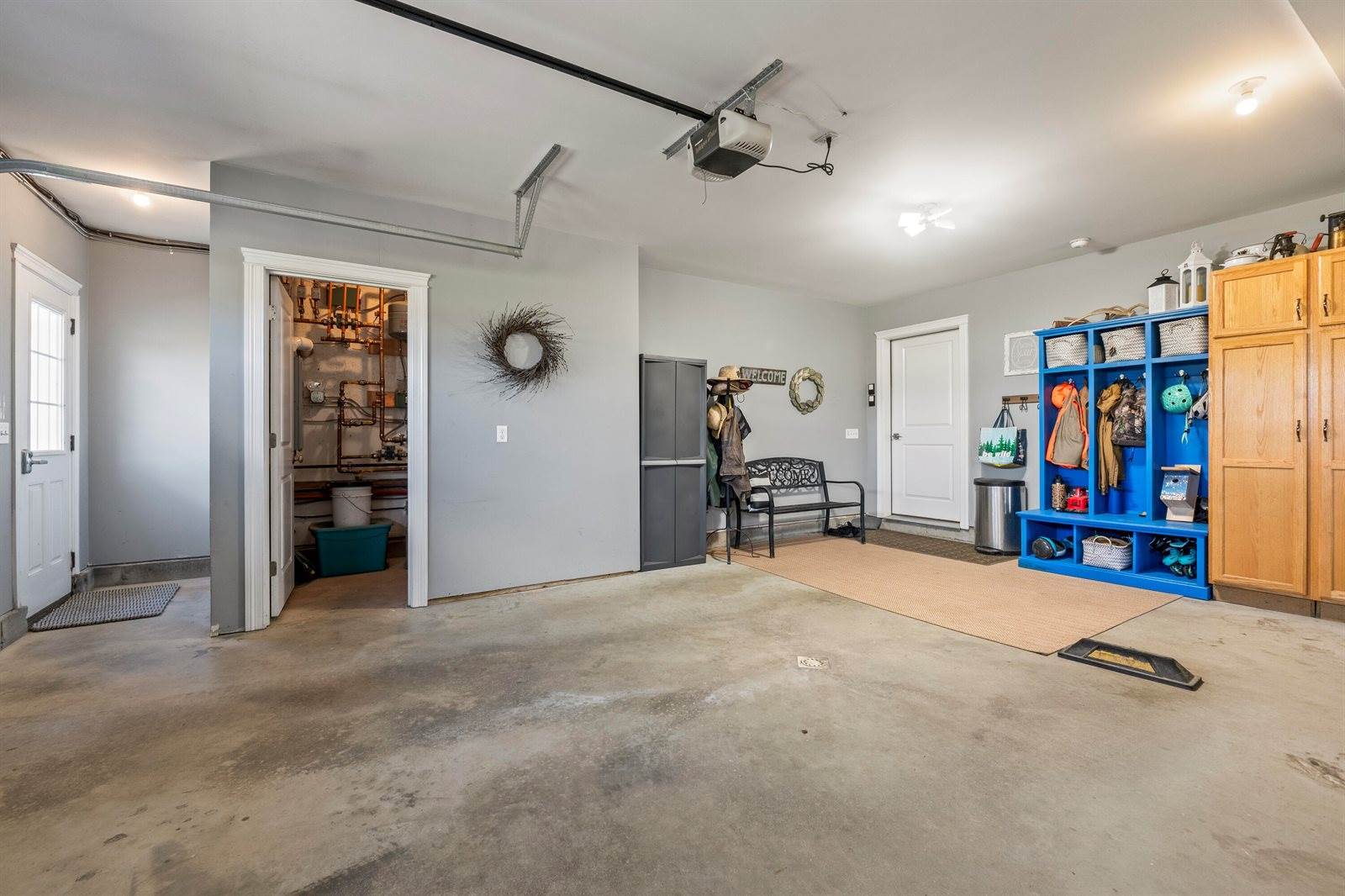 29 Foster Avenue, Hampden, ME 04444