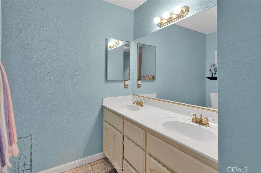 18803 Chapae Lane, Apple Valley, CA 92307