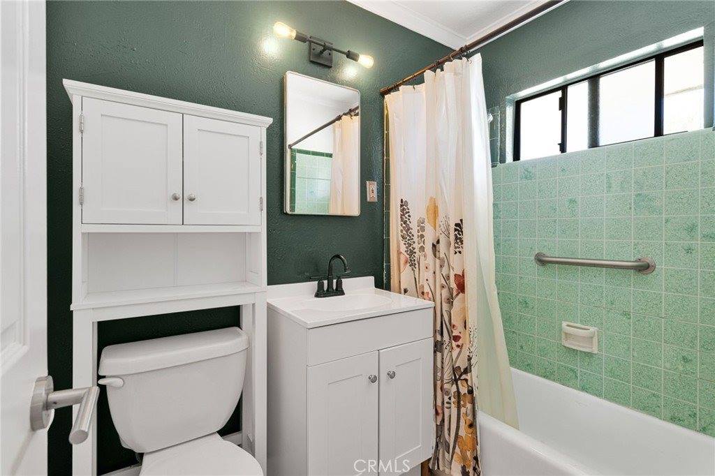 18803 Chapae Lane, Apple Valley, CA 92307