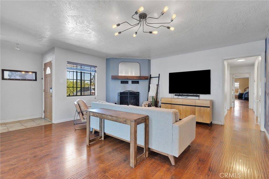 18803 Chapae Lane, Apple Valley, CA 92307