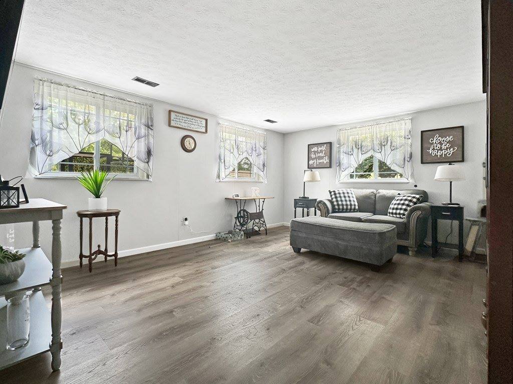 1041 S Columbus Circle, Ashland, OH 44805