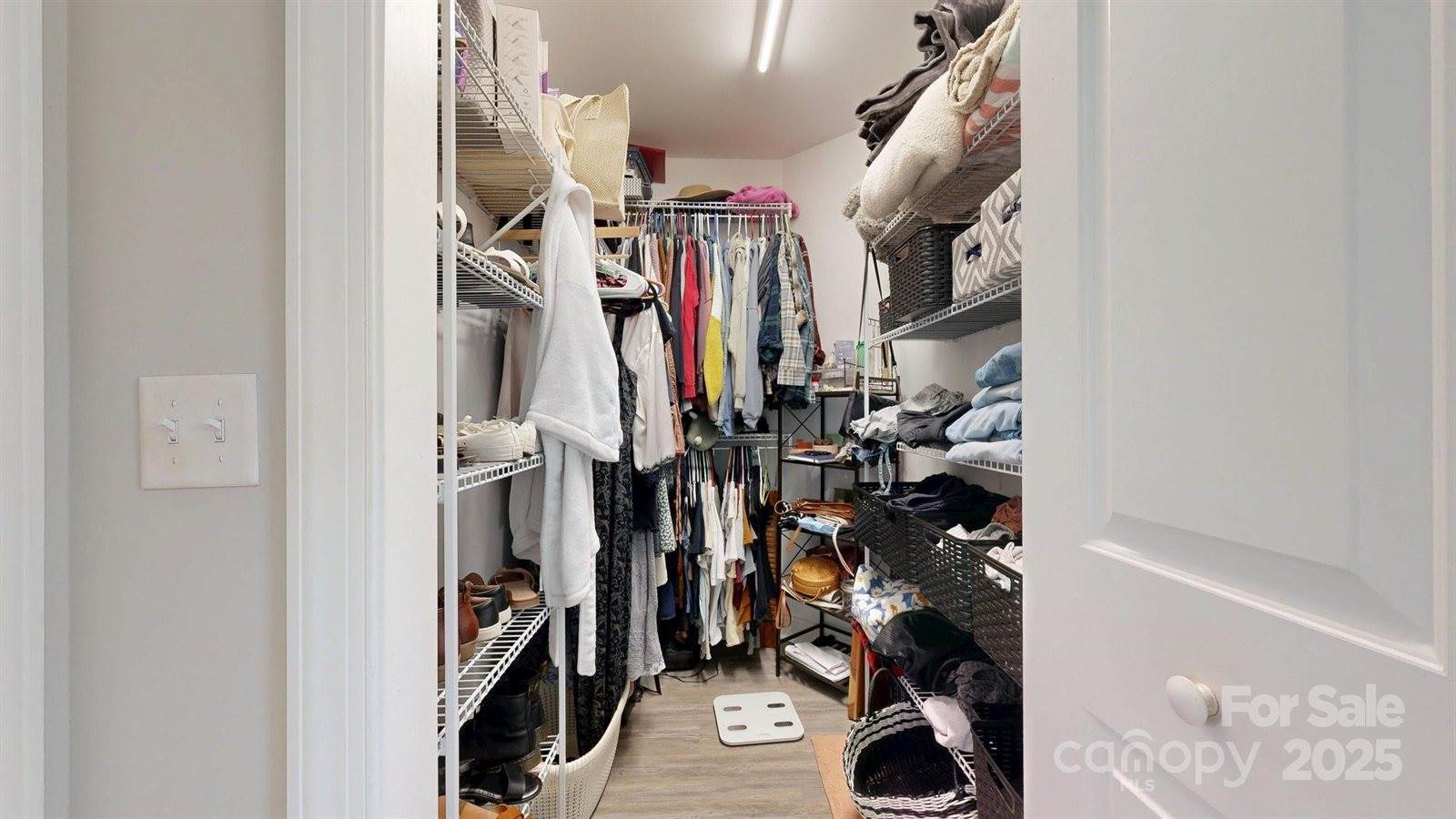 1744 15th Street Place NE, Hickory, NC 28601