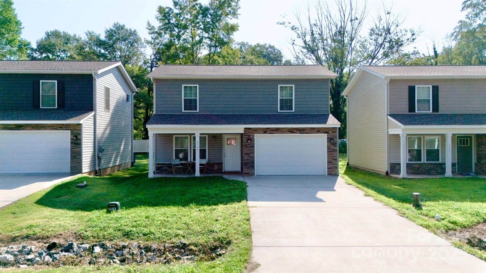 1744 15th Street Place NE, Hickory, NC 28601