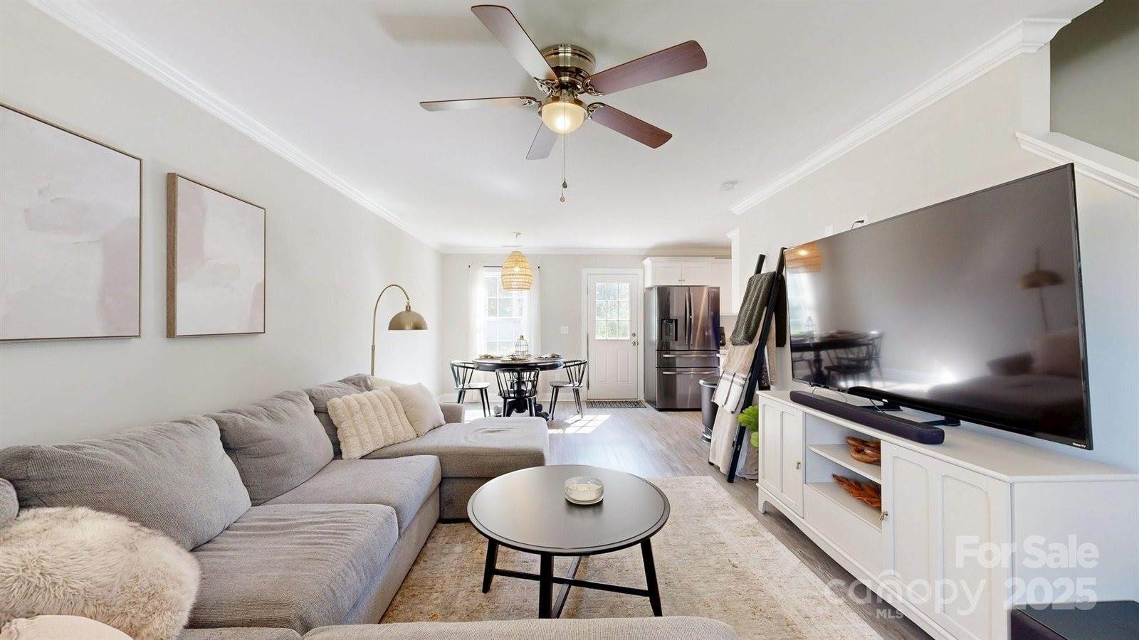 1744 15th Street Place NE, Hickory, NC 28601