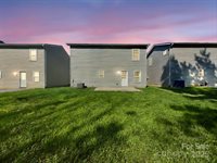 1744 15th Street Place NE, Hickory, NC 28601