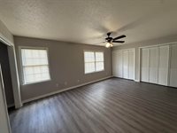 5281 Scottsdale Ave, Memphis, TN 38118