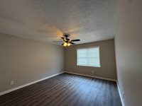 5281 Scottsdale Ave, Memphis, TN 38118