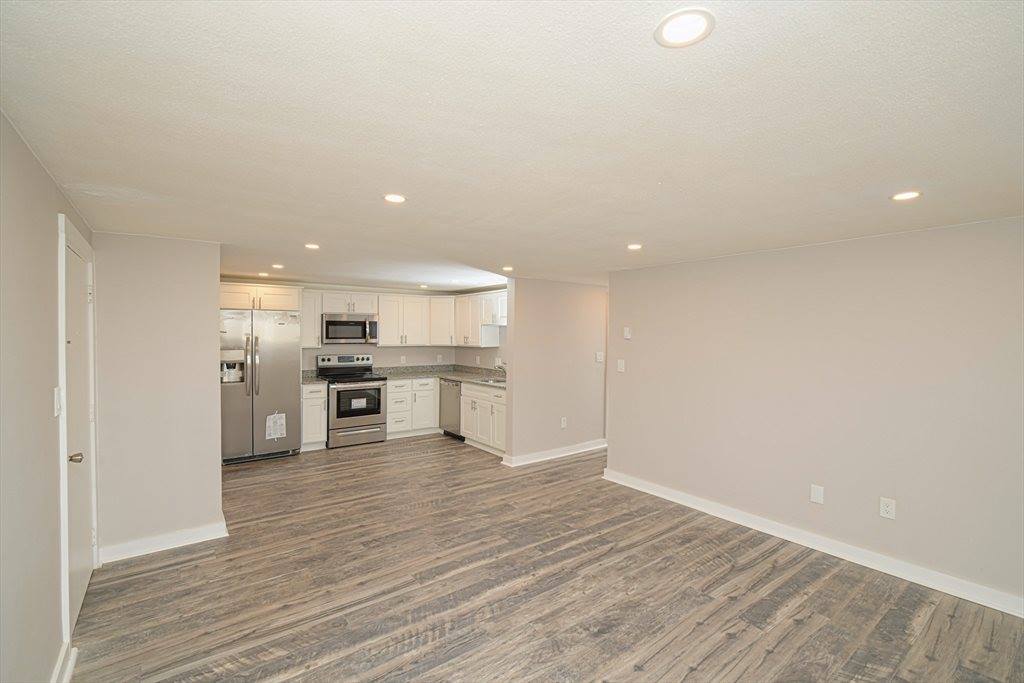 592 American Legion Hwy, #2, Boston, MA 02131