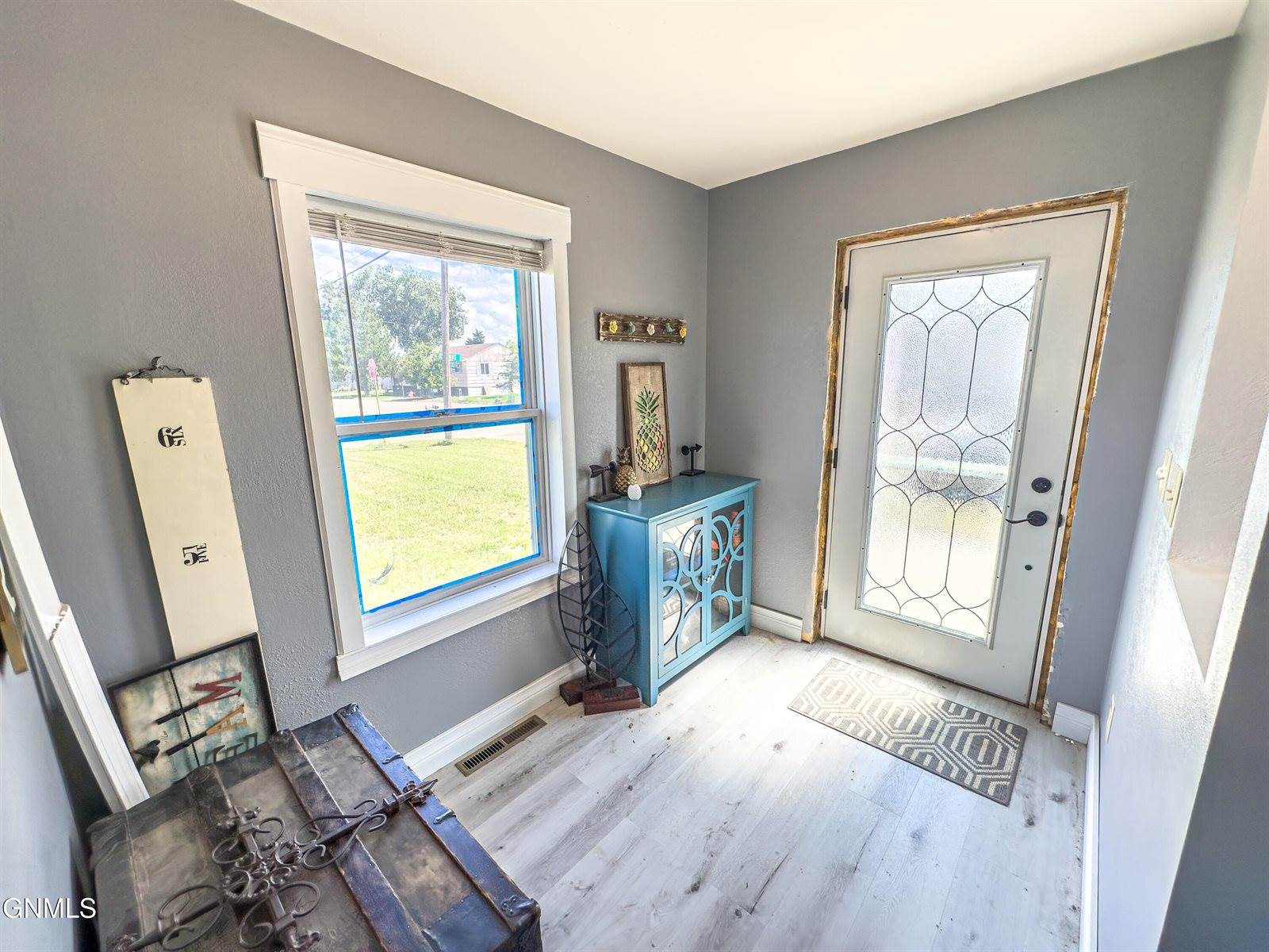 19 2nd Street East, Culbertson, MT 59218