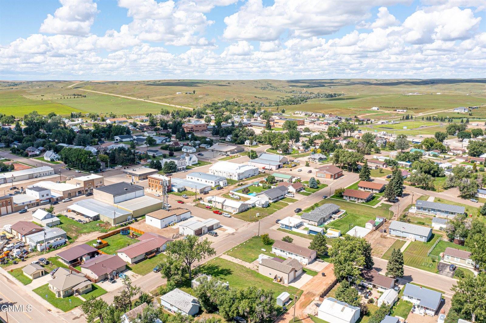 19 2nd Street East, Culbertson, MT 59218