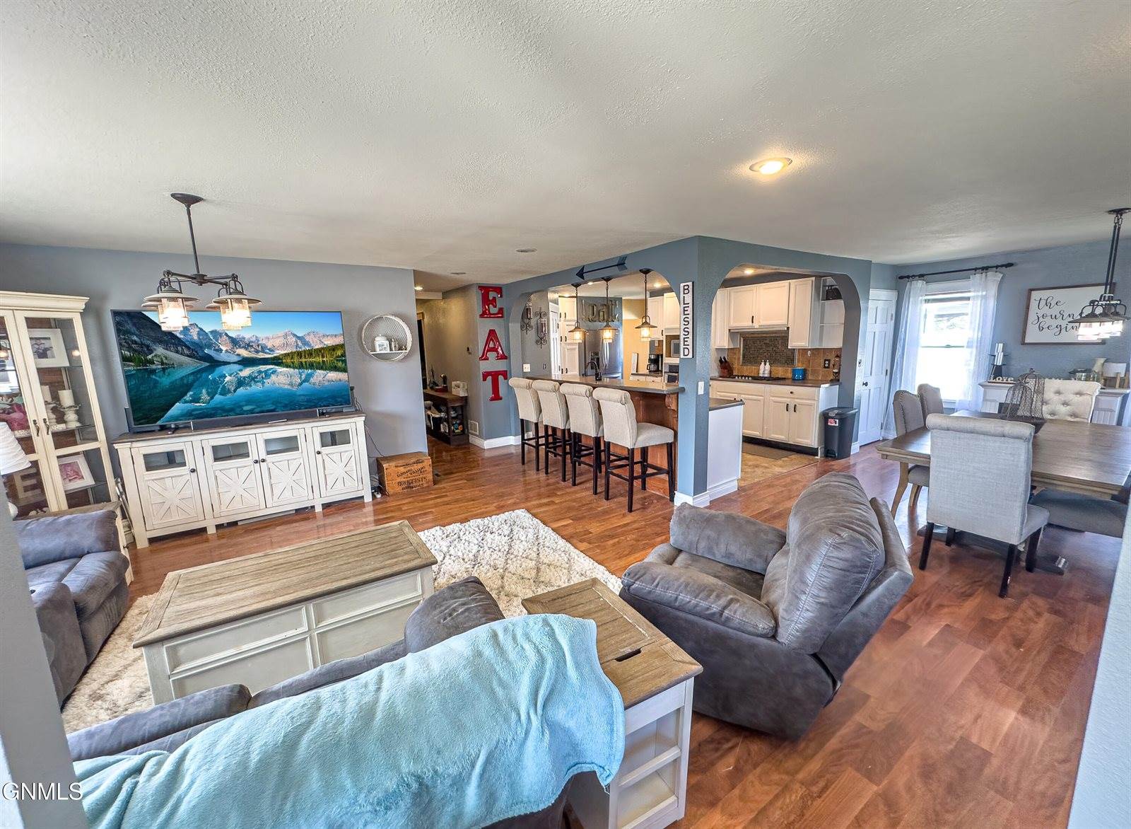 19 2nd Street East, Culbertson, MT 59218