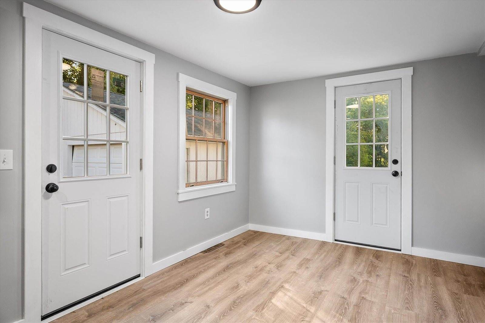 20 South Street, Newport, ME 04953