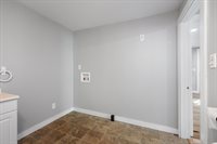 20 South Street, Newport, ME 04953