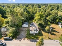 20 South Street, Newport, ME 04953