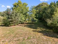 20 South Street, Newport, ME 04953