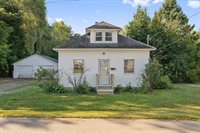 20 South Street, Newport, ME 04953