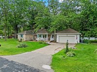 718 S Drake Avenue, Marshfield, WI 54449