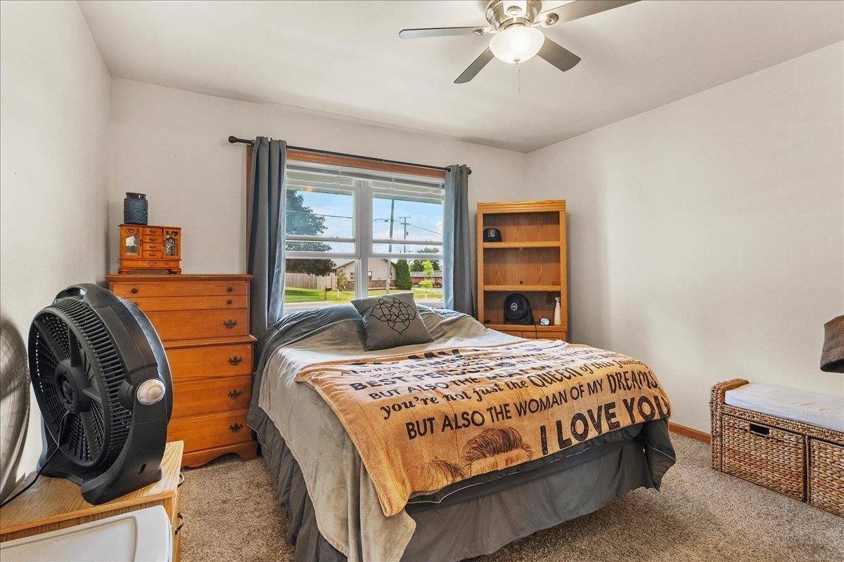 1205 S Maple Avenue, Marshfield, WI 54449