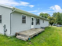 1205 S Maple Avenue, Marshfield, WI 54449