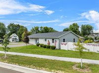 1205 S Maple Avenue, Marshfield, WI 54449