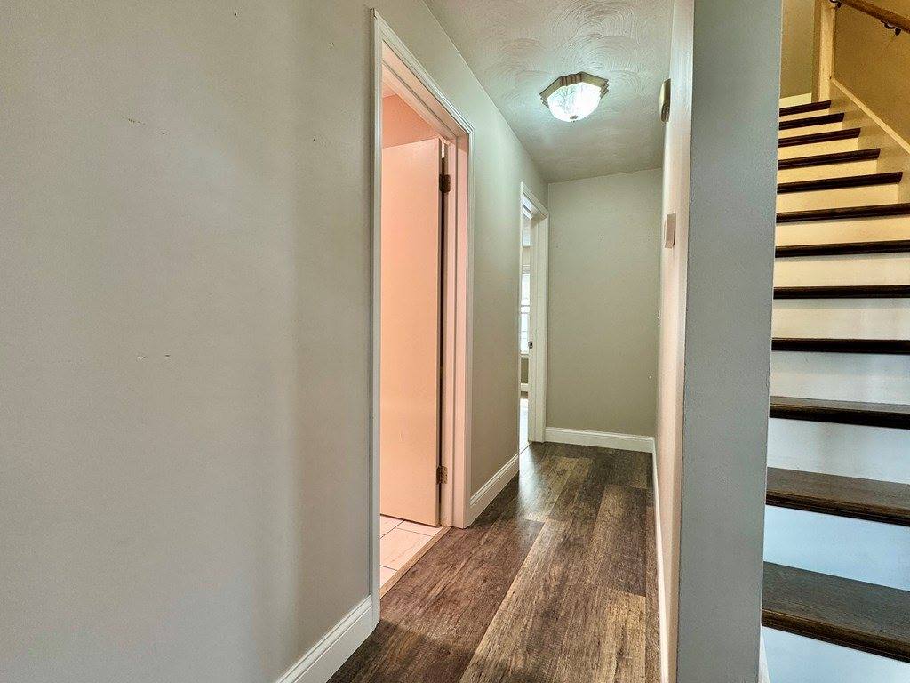 1427 Smith Rd, Ashland, OH 44805