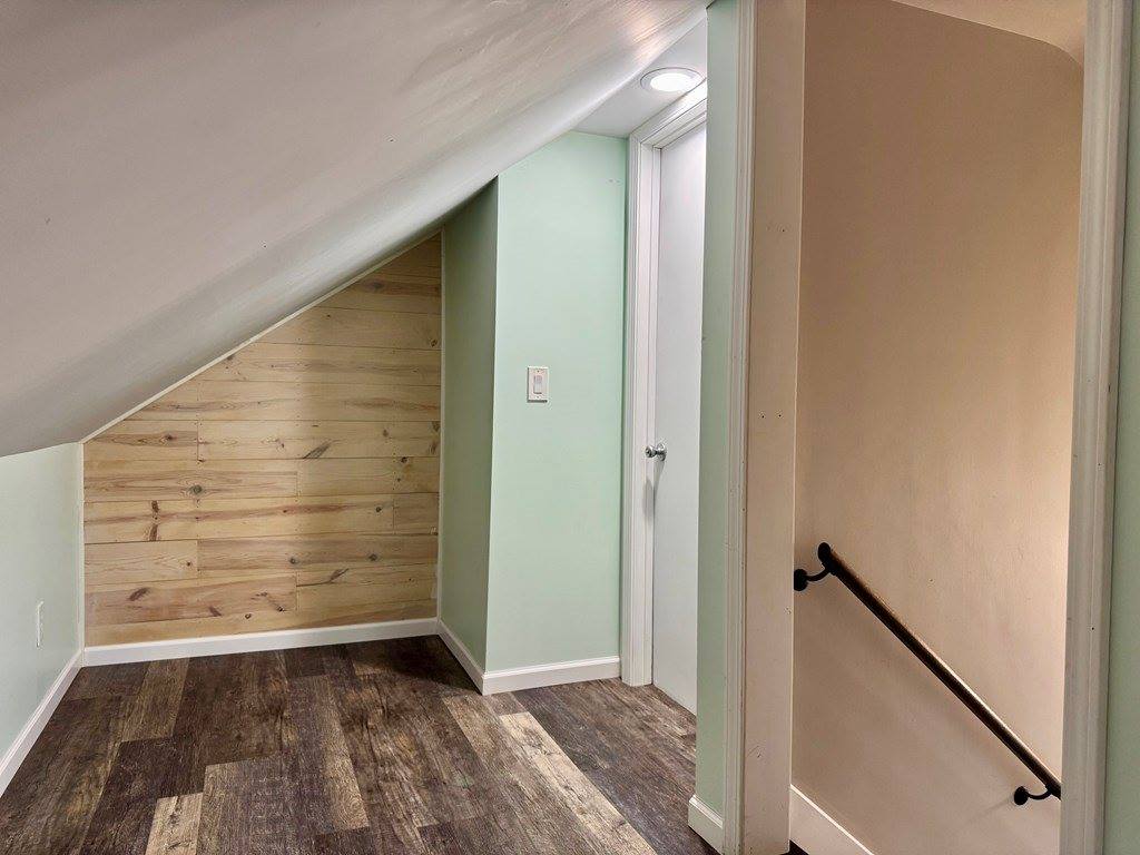 1427 Smith Rd, Ashland, OH 44805