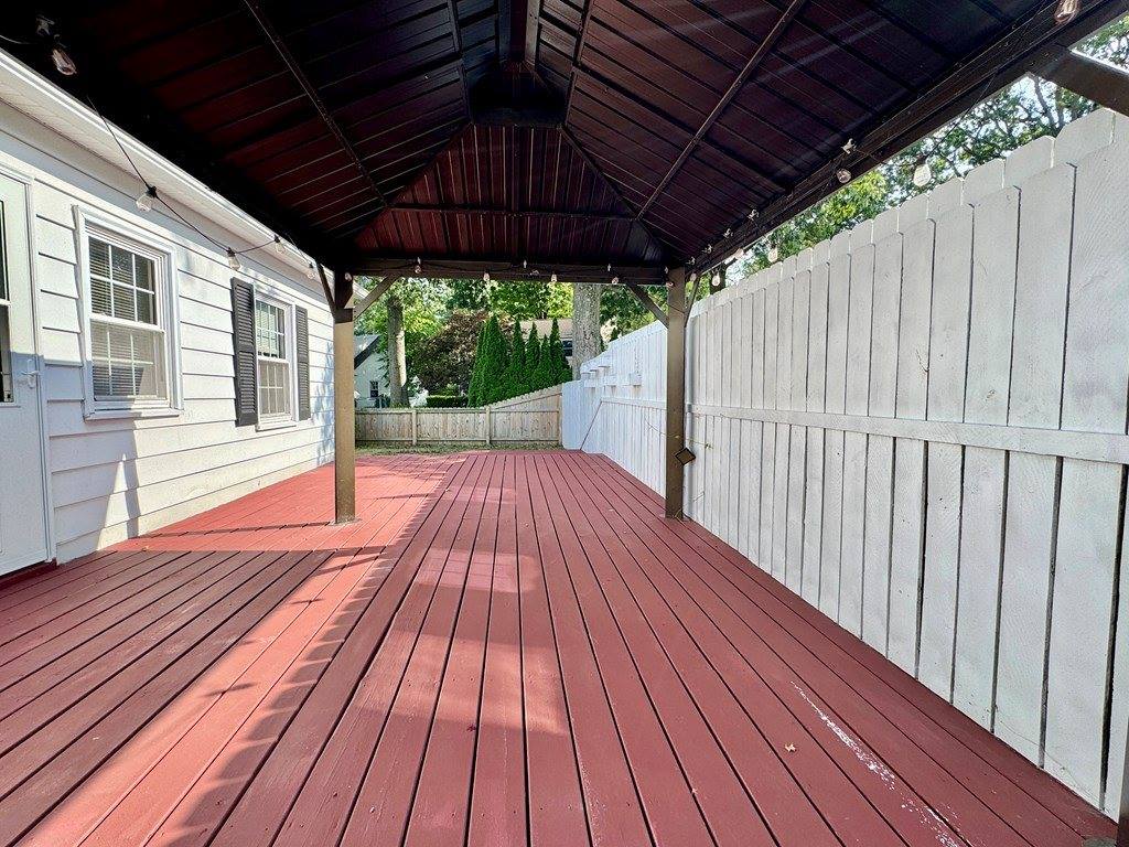 1427 Smith Rd, Ashland, OH 44805