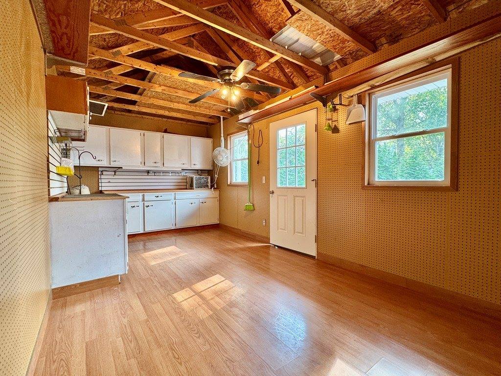 1427 Smith Rd, Ashland, OH 44805