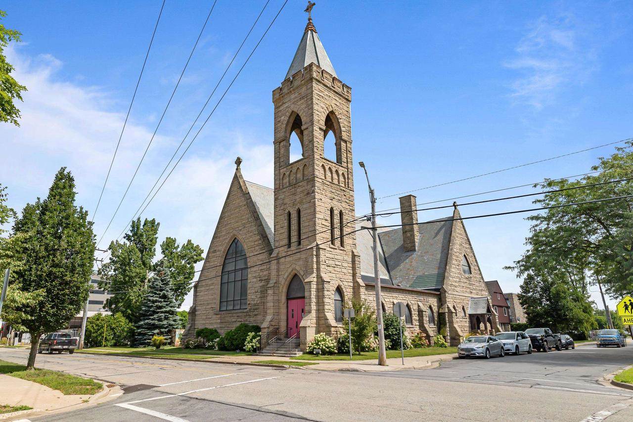 1417 CHURCH STREET #1316 Ellis Street, Stevens Point, WI 54481