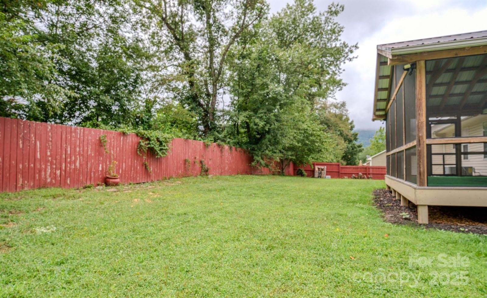 45 Eden Glen Road, Black Mountain, NC 28711