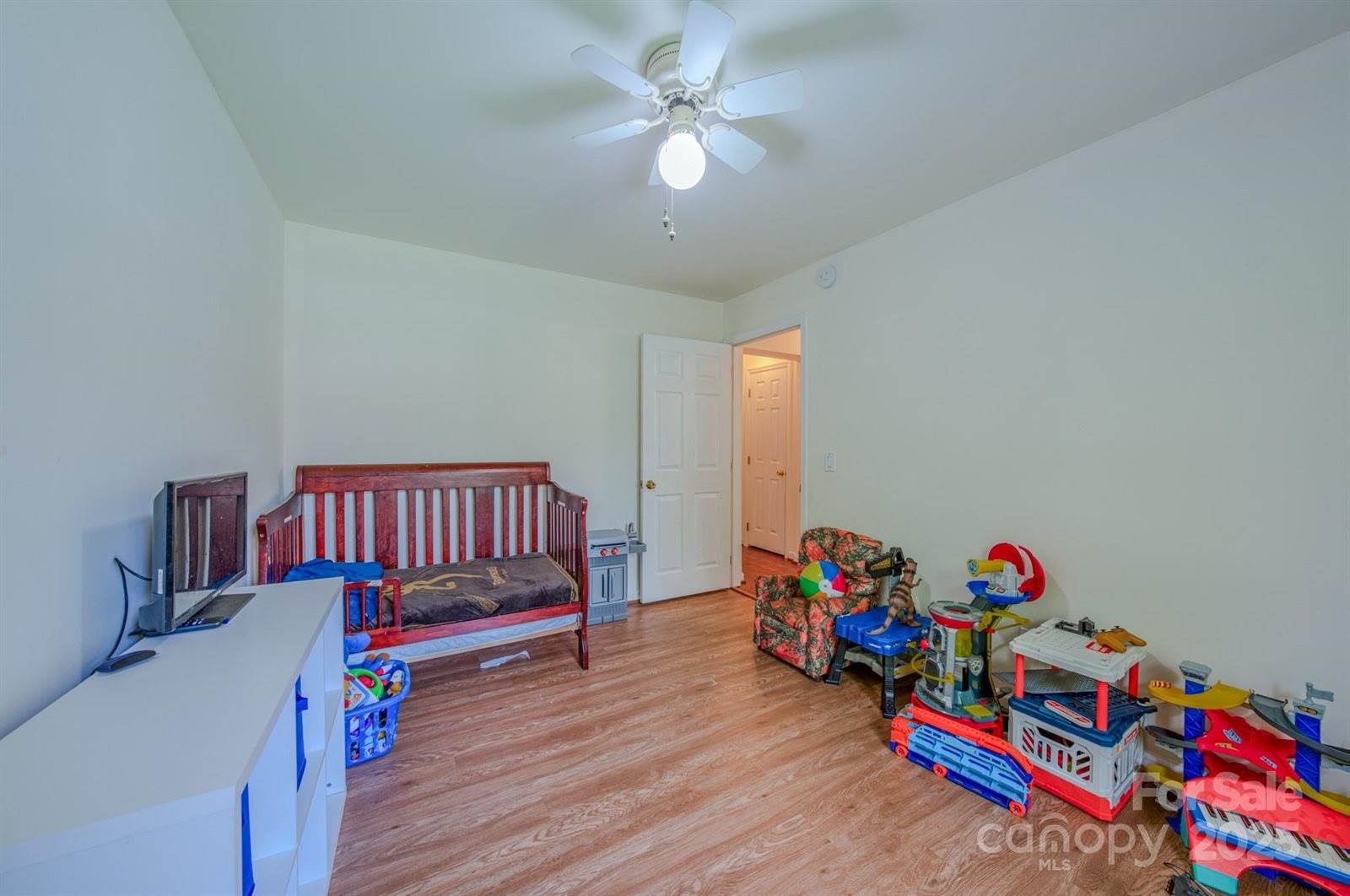 45 Eden Glen Road, Black Mountain, NC 28711