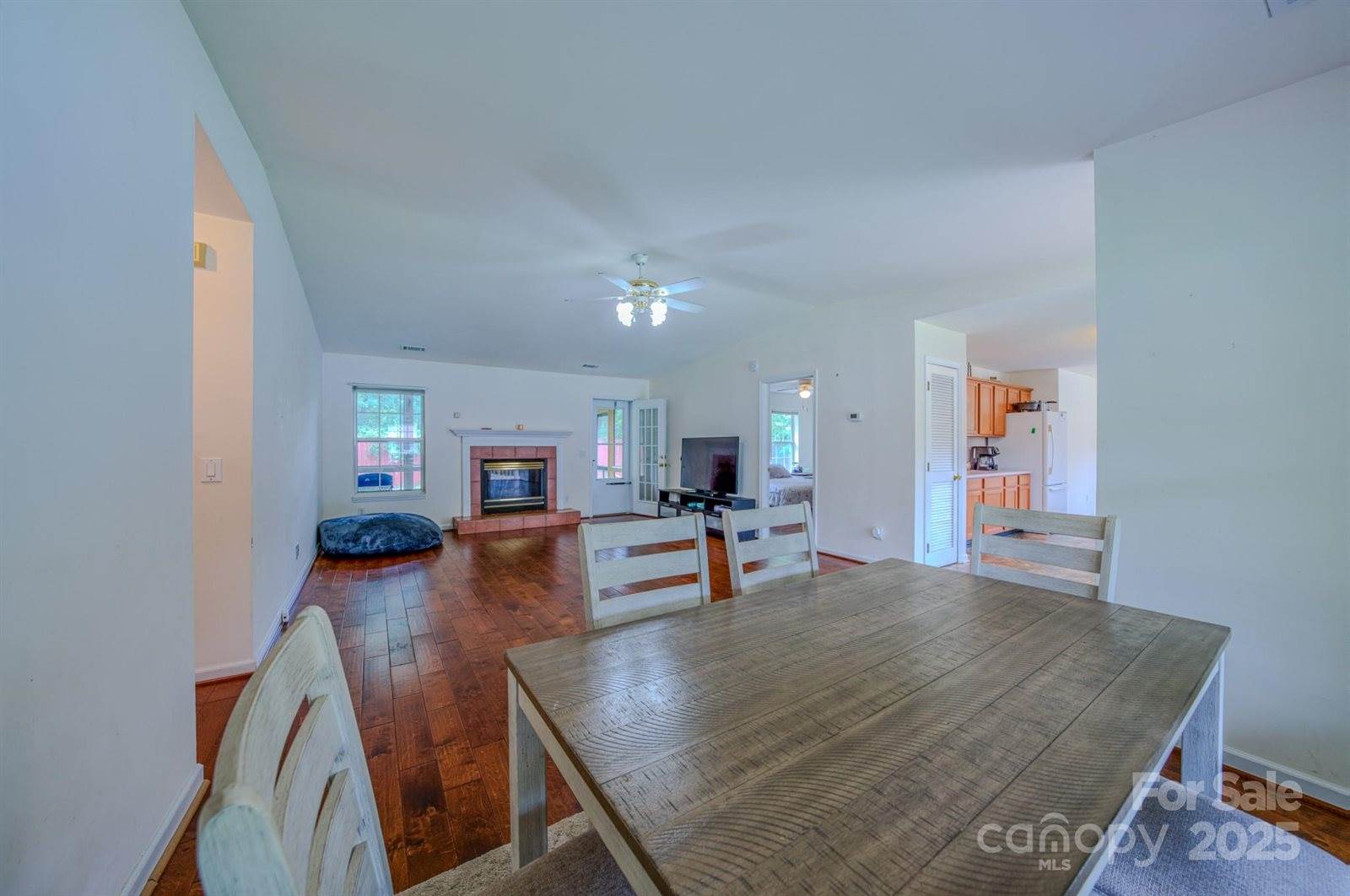 45 Eden Glen Road, Black Mountain, NC 28711