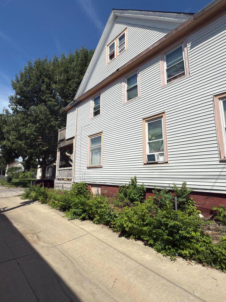 1418 N 30th STREET #A, Milwaukee, WI 53208