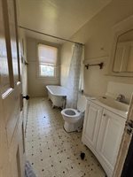 2960 North Palmer St, Milwaukee, WI 53212