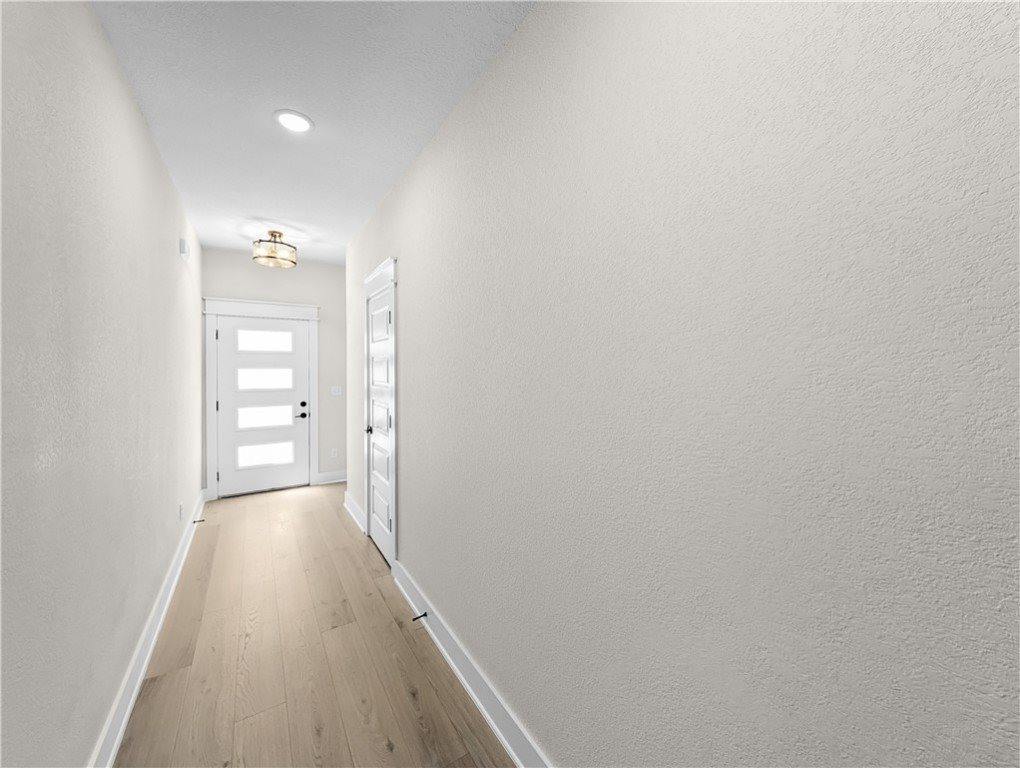 30 Benwick Lane, Bella Vista, AR 72714