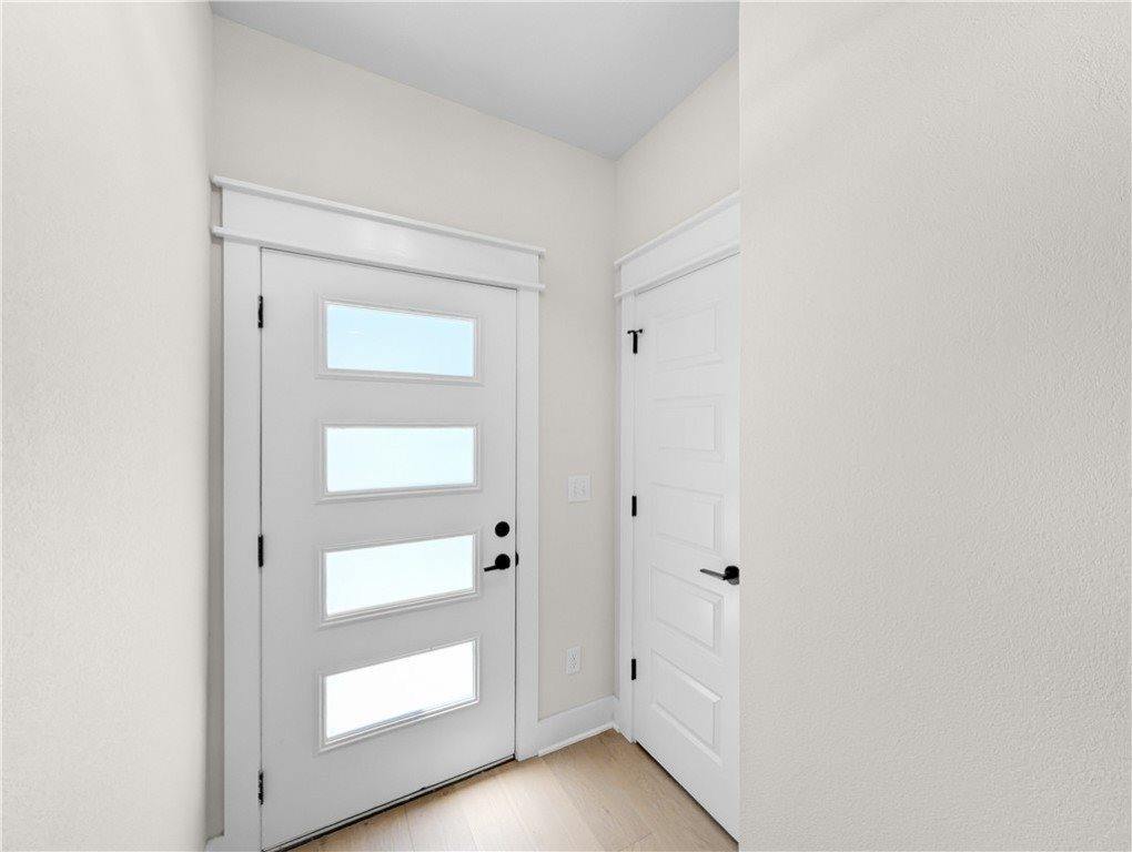 30 Benwick Lane, Bella Vista, AR 72714