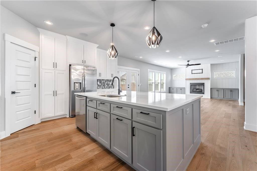 3601 SW Aurora Lane, Bentonville, AR 72713