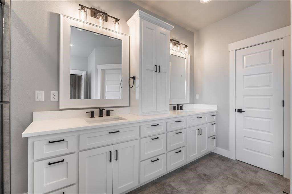 3601 SW Aurora Lane, Bentonville, AR 72713