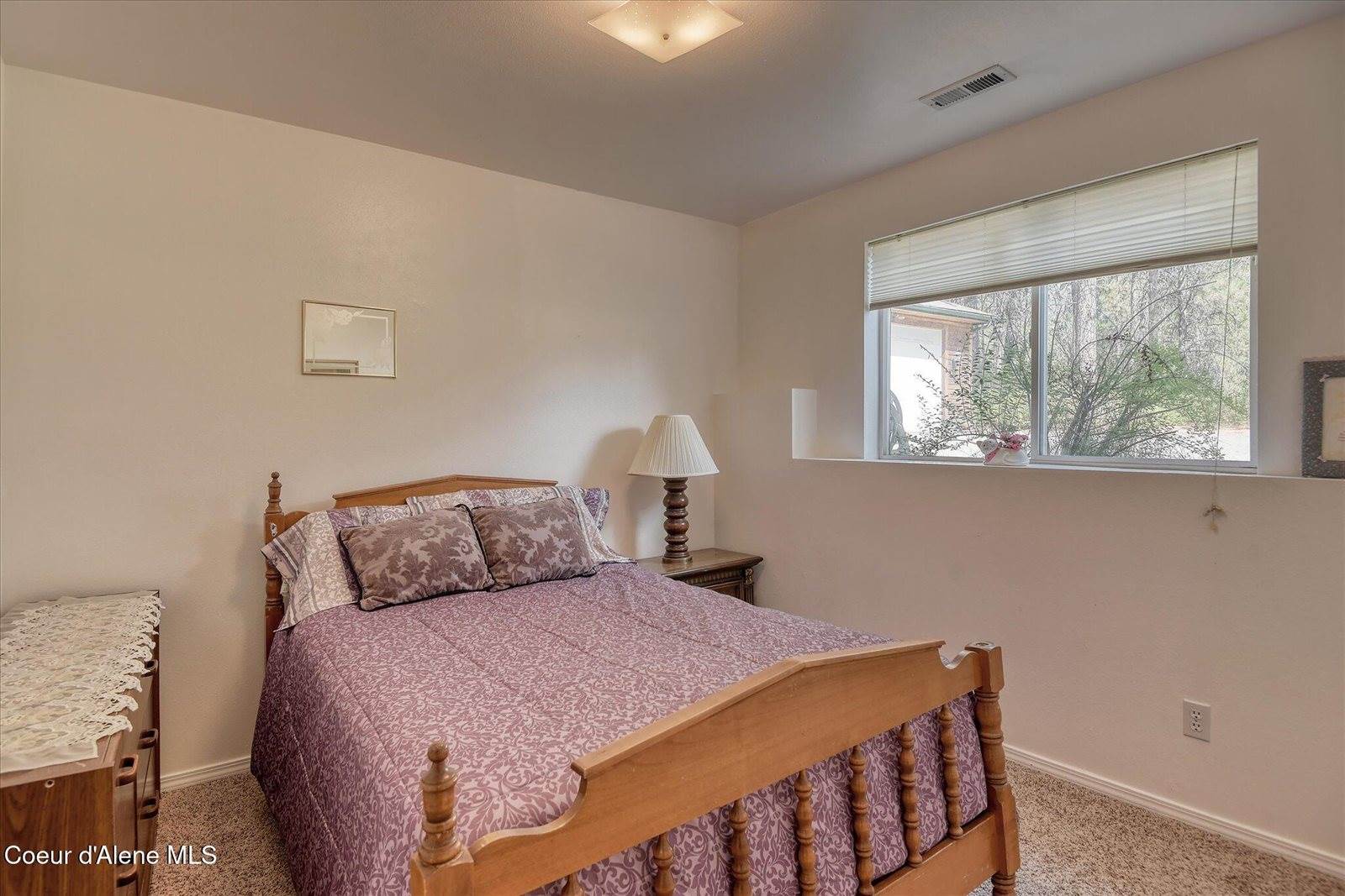 26923 North Bitterroot Ct, Athol, ID 83801