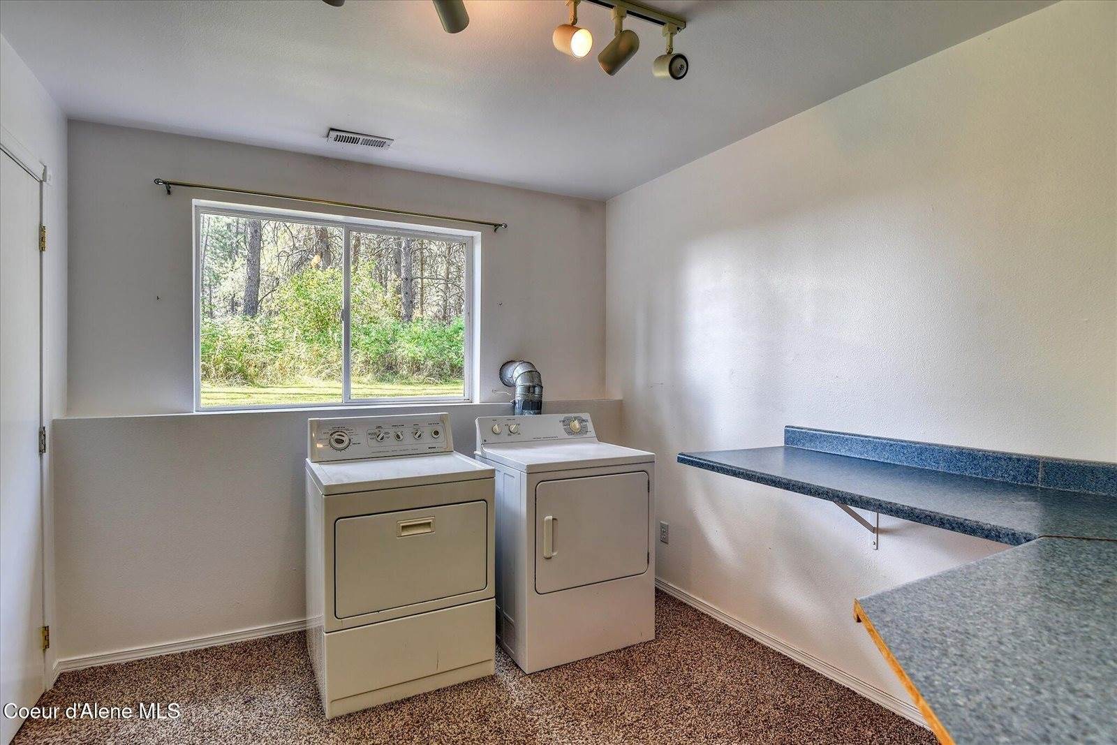 26923 North Bitterroot Ct, Athol, ID 83801