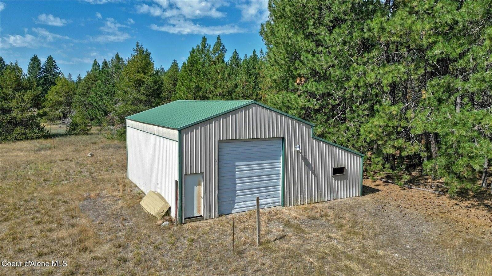 26923 North Bitterroot Ct, Athol, ID 83801