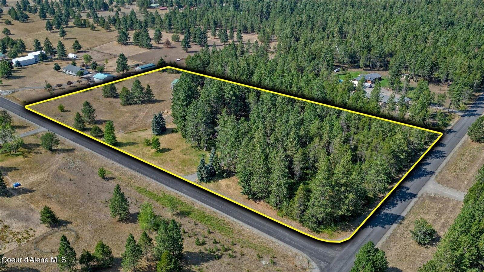 26923 North Bitterroot Ct, Athol, ID 83801