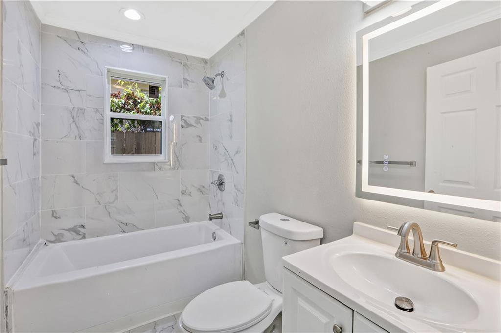 724 Thayer Street, New Orleans, LA 70114